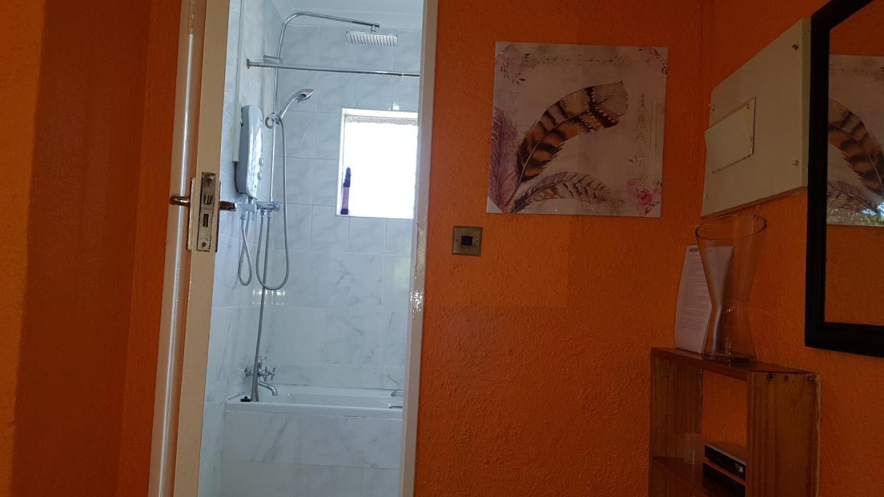 Lolo'S 1Bed Apt-Best Location-2Balconies Harare Eksteriør billede
